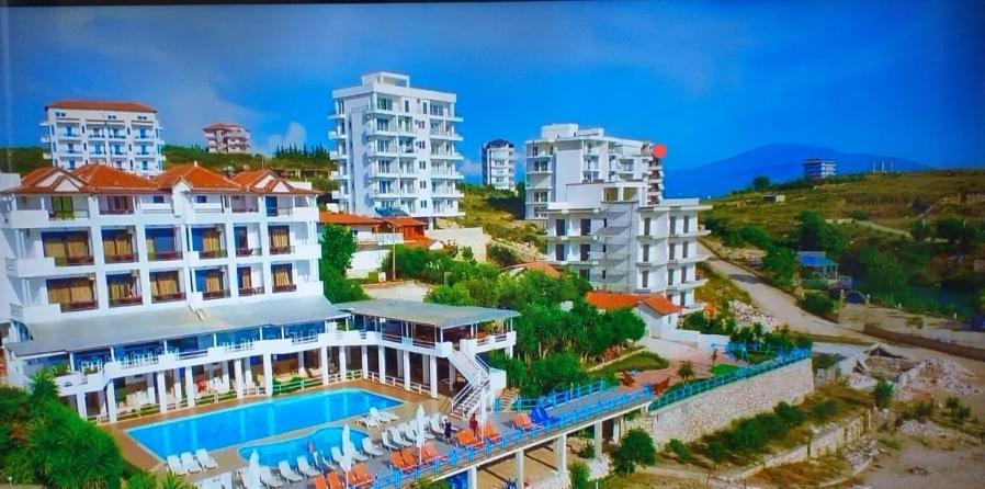Sadet'S Penthouse Saranda Leilighet Eksteriør bilde