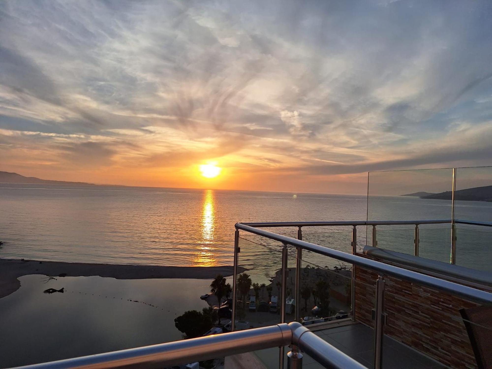 Sadet'S Penthouse Saranda Leilighet Eksteriør bilde