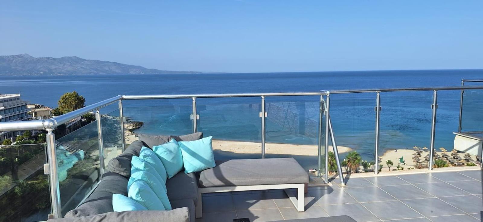 Sadet'S Penthouse Saranda Leilighet Eksteriør bilde