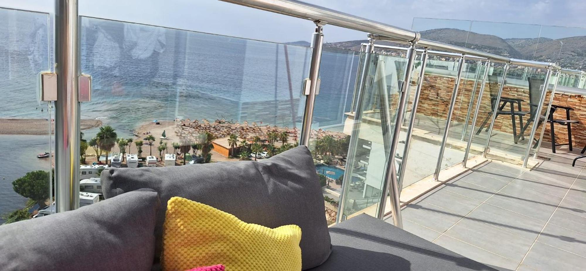 Sadet'S Penthouse Saranda Leilighet Eksteriør bilde