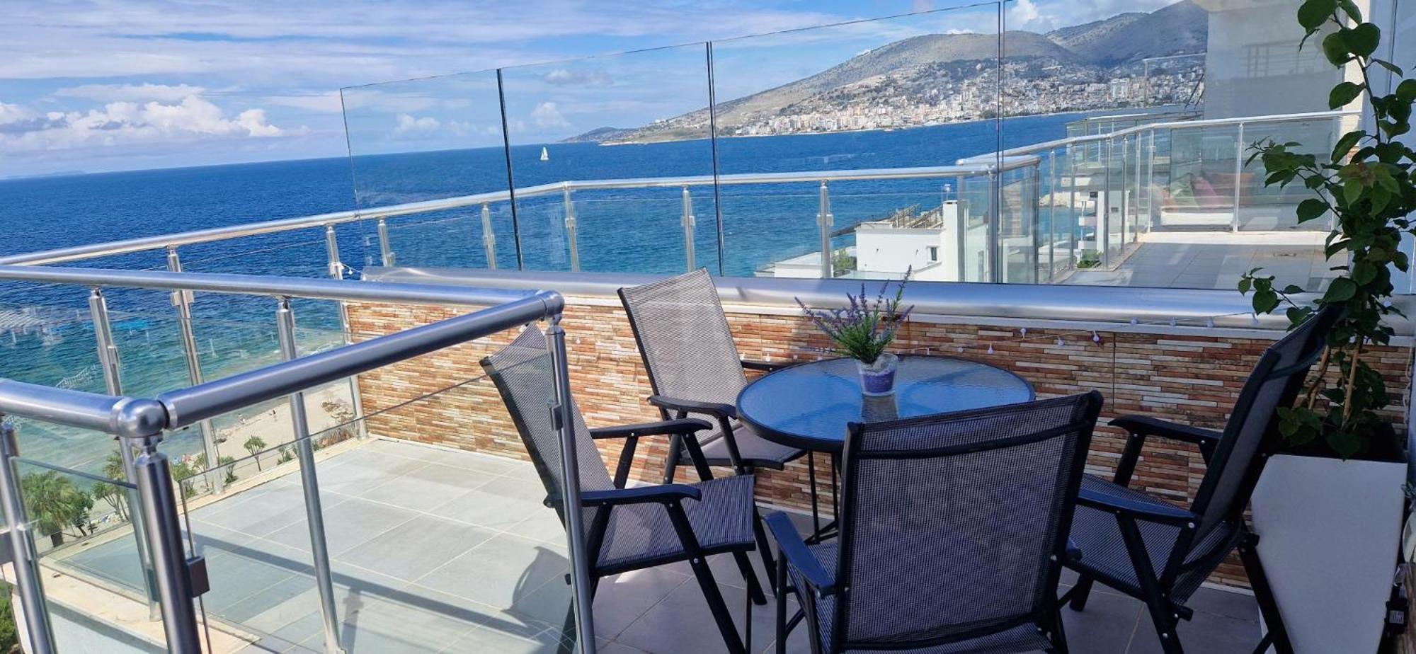 Sadet'S Penthouse Saranda Leilighet Eksteriør bilde
