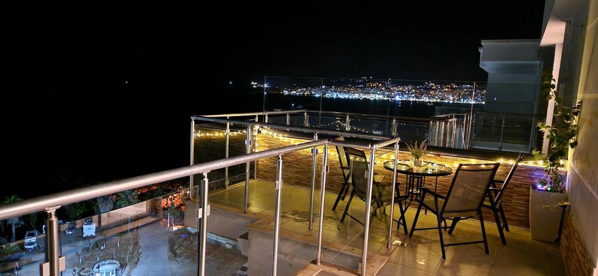 Sadet'S Penthouse Saranda Leilighet Eksteriør bilde