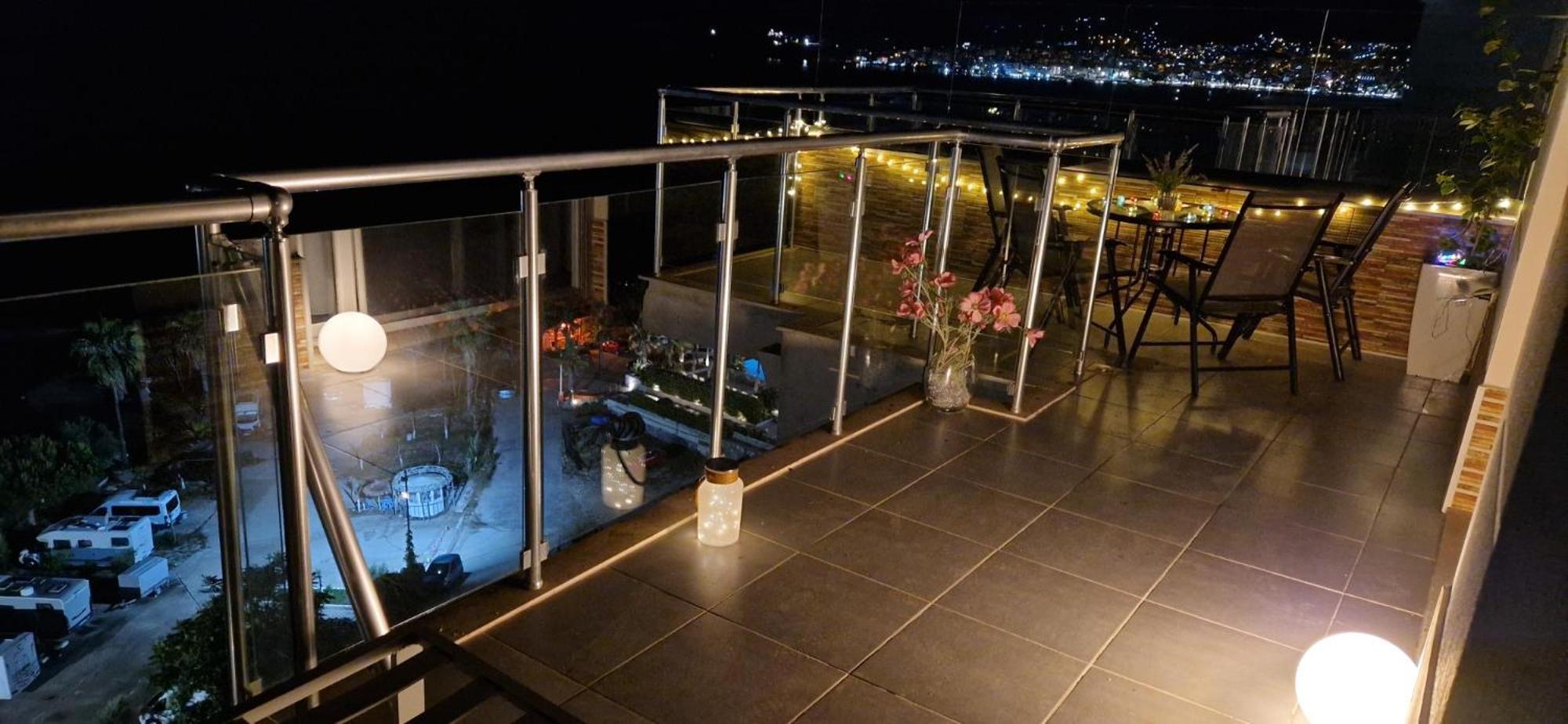 Sadet'S Penthouse Saranda Leilighet Eksteriør bilde