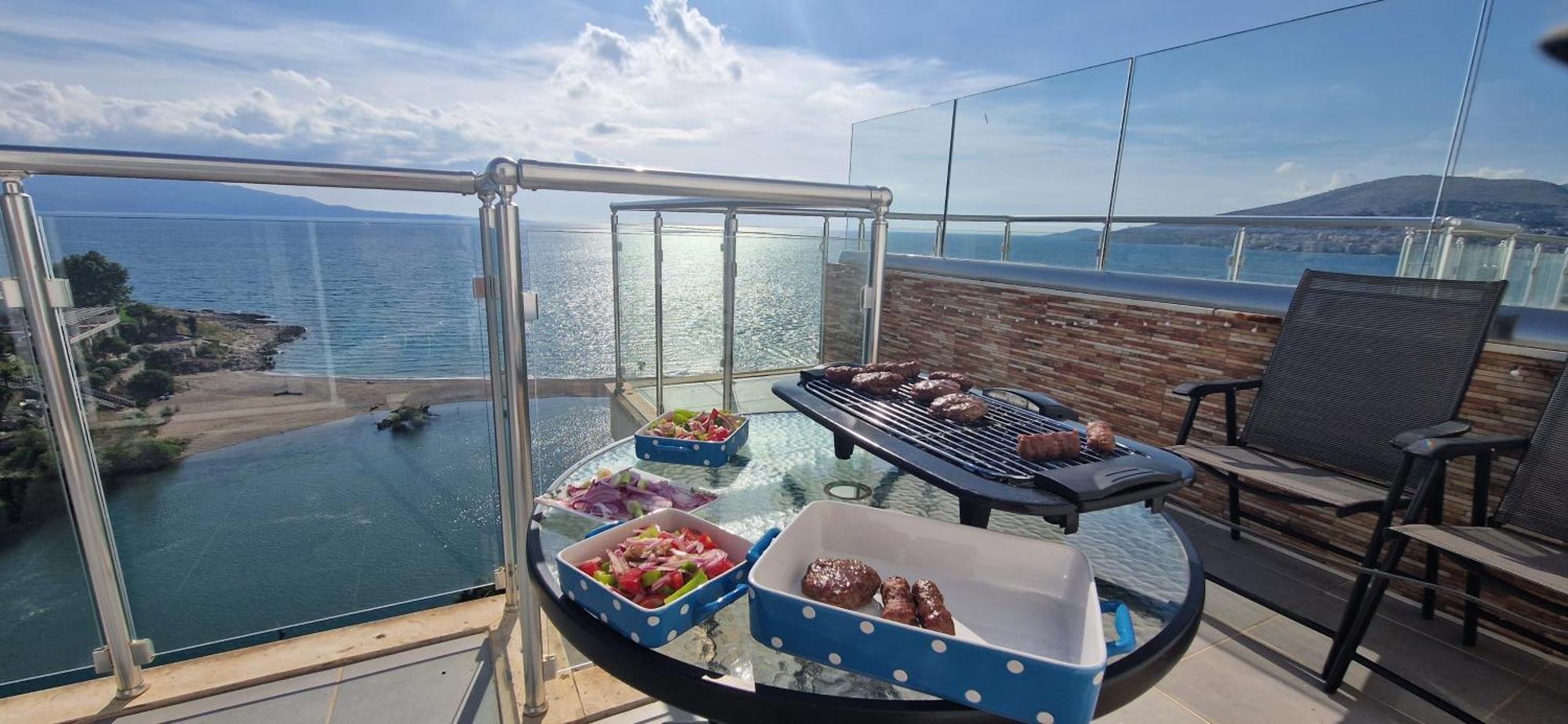 Sadet'S Penthouse Saranda Leilighet Eksteriør bilde